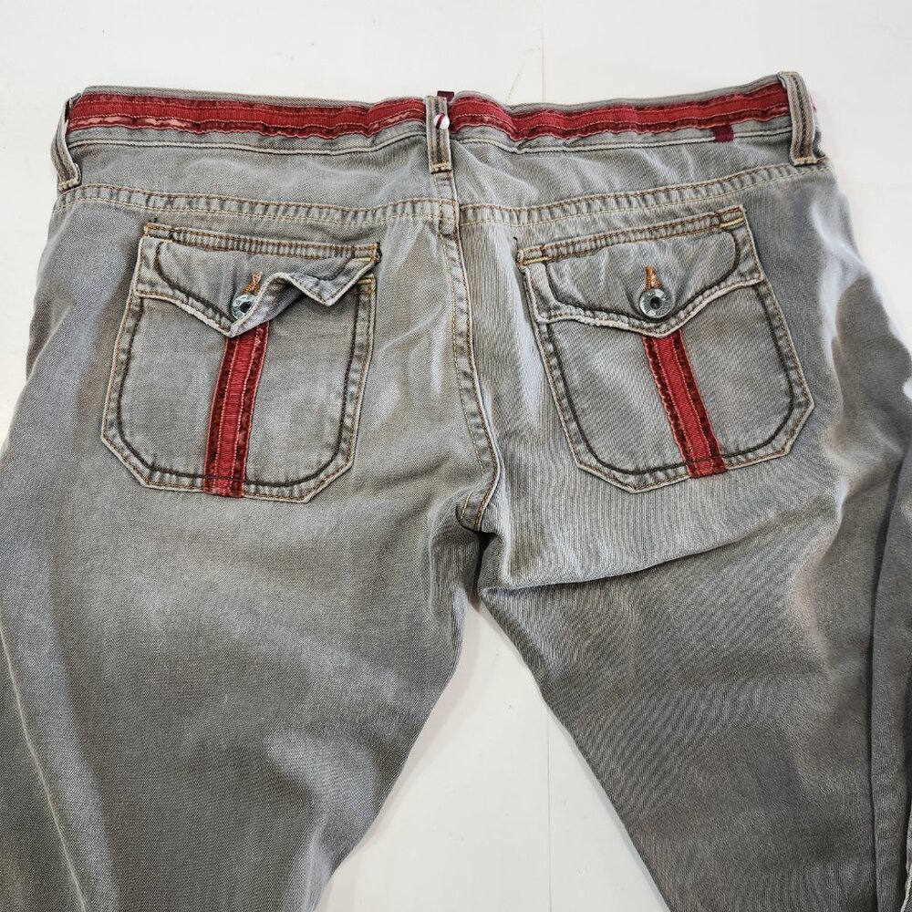 NWOT Woman's Puka Low Rise Gray Denim Boot Cut Jeans W/Red Ribbon Detail Size 28 - Picture 4 of 8